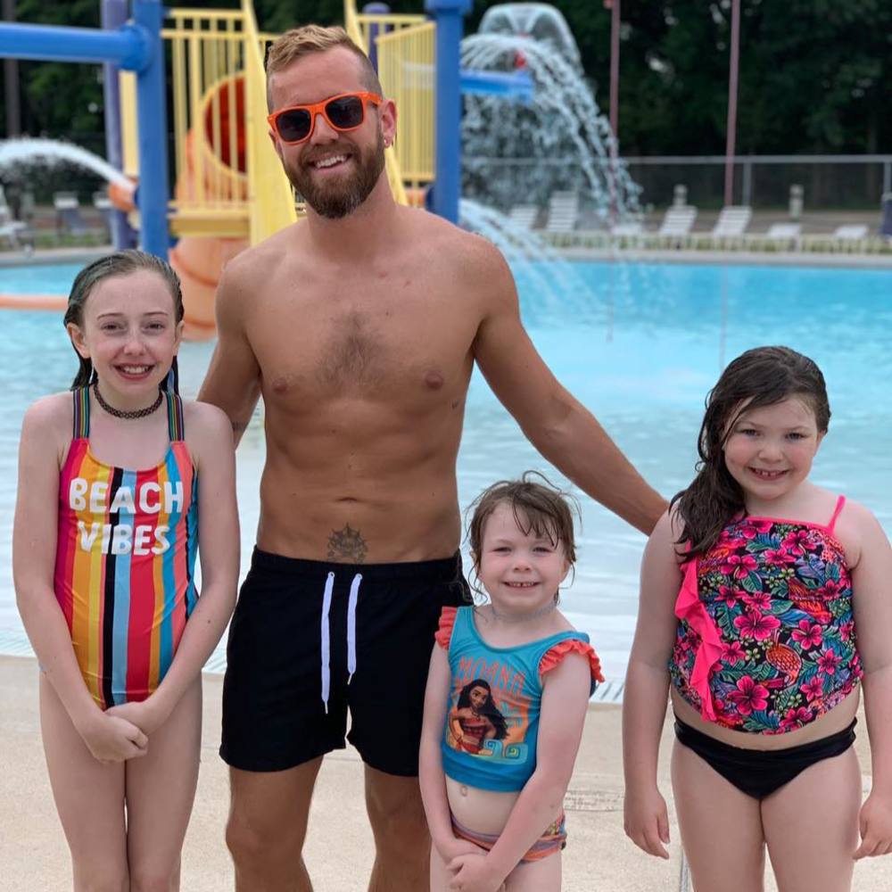 Meet your Posher, Brock